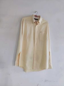 Tommy Hilfiger Button-Down Shirt