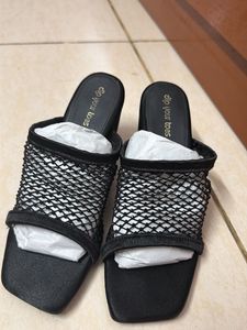 Stylish Black Mesh Block Heels