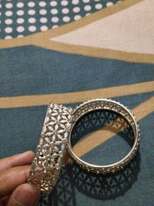 Elegant Silver Filigree Bangles (Pair)