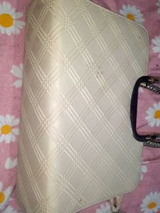 Chic Off-White Textured Handbag