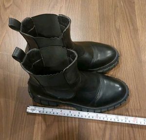 Black Chunky Sole Chelsea Boots