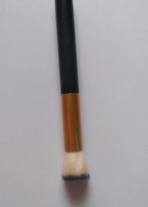 Makeup Brush Set + FREE sponges
