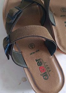 PRICE DOWN!!!! Comfortable Brown Sandals