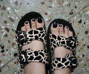 Giraffe Print Buckle Sandals