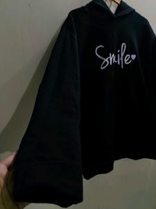 Smile Hoodie - Cozy &amp; Stylish