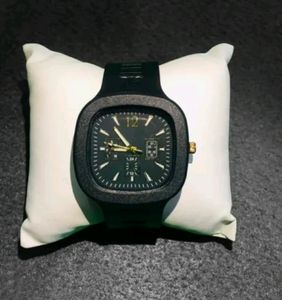FAHNA LUXURIOUS SPORTS WATCH FOR MENS