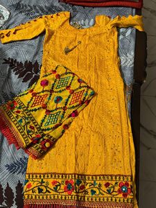 Yellow Kurti Duppata