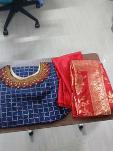 Elegant Blue Kurta with Golden Grid