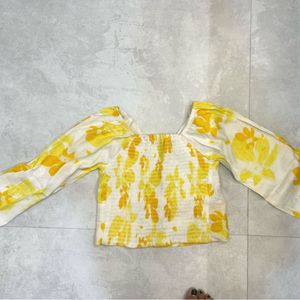 Yellow Floral Print Puff Sleeve Top S size