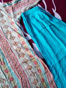 Daily wear suits
