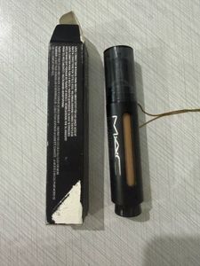 MAC Studio Fix All Over Face Pen
