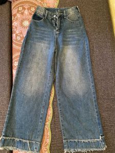 Wide Leg Cropped Jeans