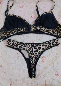 Leopard Print Bra &amp; thong
