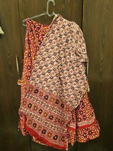 lehenga dupatta set with unstitched choli