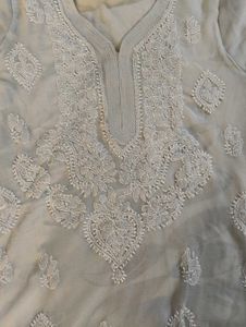 Elegant Chikankari Kurta with Free gift 🎁🎁🎁