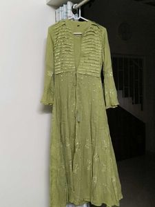 Beautiful Green Kurta Set with Mirror Work