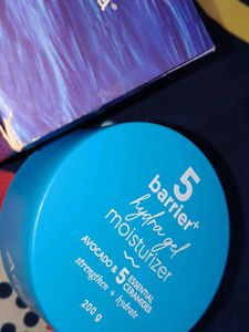Aqualogica 5 Barrier+ Moisturizer