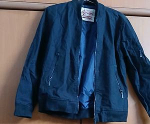 Levi's Stylish Black Bomber Jacket - Size