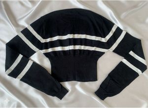 Cropped Knitted top