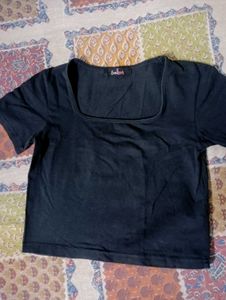 Basic Black Square Neck Crop Top