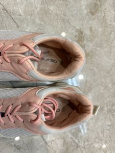 white pink shoes