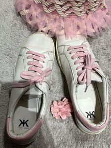Like New Kook N Keech Sneakers😍
