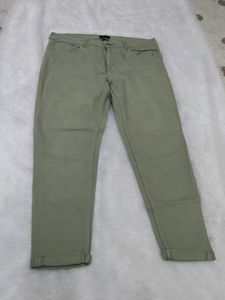 Olive Green Cropped Pants