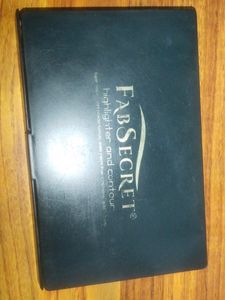 Highlither And Contour +Free Gift