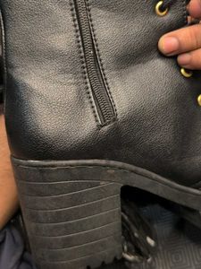CHINRAAG Women's Chunky Block-Heeled Boots