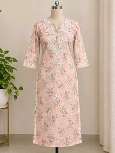Floral Print Embroidered Kurta