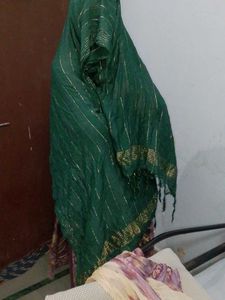 Elegant Emerald Green Dupatta of 1