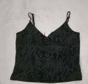 Very Amazing N Beautiful Crop Top
