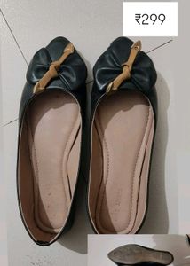 Women Offwhite Heels
