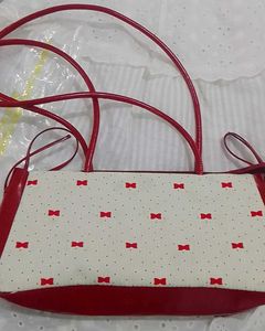 savana Charming Red &amp; White Bow Pattern Handbag