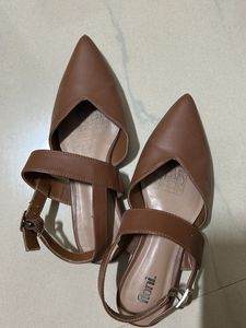 Stylish Brown Pointed Toe Slingback Flats