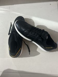 Highlander Black Sneakers