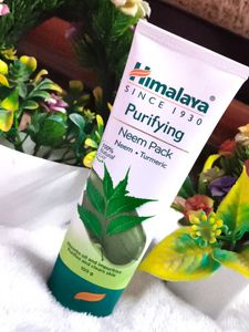 Himalaya Purifying Neem Pack (100g) is a clarifyin