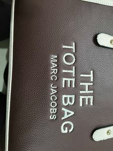 Marc Jacobs Tote Bag - Classic Style