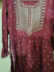 Elegant Maroon Embroidered Kurta