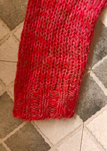 🫶Red Heart Sweater