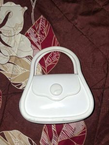 Vintage White Handbag