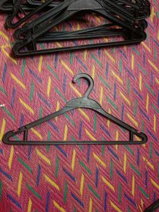 10 black Clothes Hangers