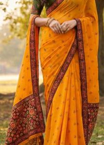 Vibrant Yellow Floral‑Border Saree⭐💗