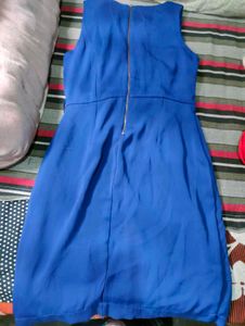 Elegant Blue Sleeveless Dress