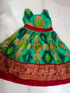 Girls Ethnic Dress for 7  to 8 yr
