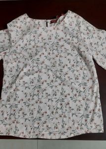 NEW TOP from WILLS LIFESTYLE