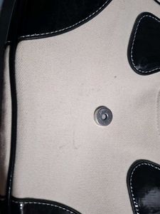 Chic Black &amp; White Shoulder Bag