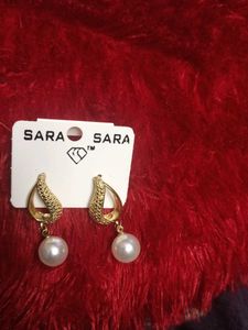 Elegant Pearl Drop Earrings