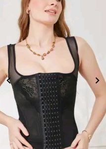 Black Lace Corset Body Shaper🖤 with tag
