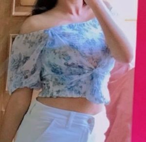Floral Off-Shoulder Crop Top